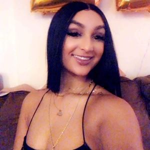 Meet your Posher, Alexandria